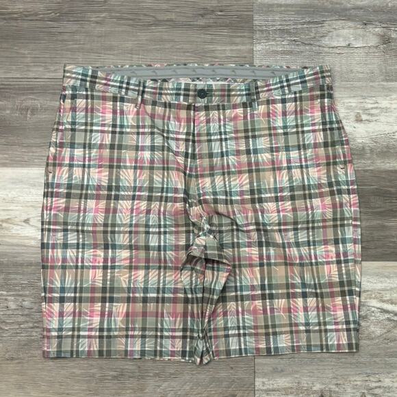 Tommy Bahama Cabo Verde Plaid Dark Fern Pink Mens 42 Performance Chino Shorts - Picture 1 of 11